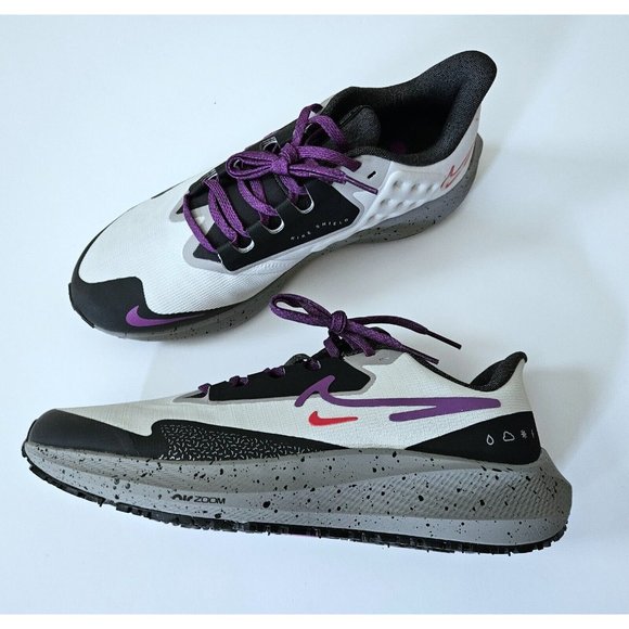 Nike Athletic Shoes - Black, Purple, Gray - Picture 5 of 8